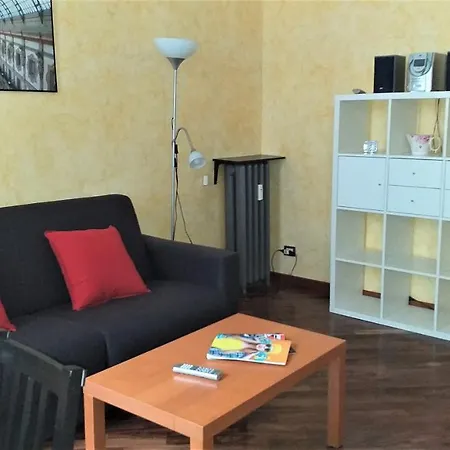 Meta Italy Da Clara Apartment Milan