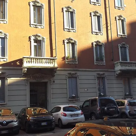 Meta Italy Da Clara